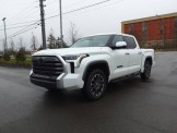 GULF TOYOTA TUNDRA 2022 - full options