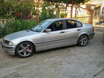 BMW 318i