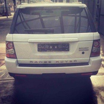 Range Rover Hse  2011  WhiTe  BLacK