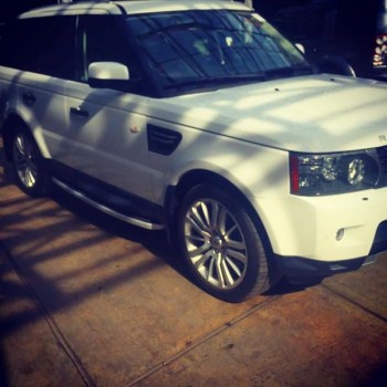 Range Rover Hse  2011  WhiTe  BLacK