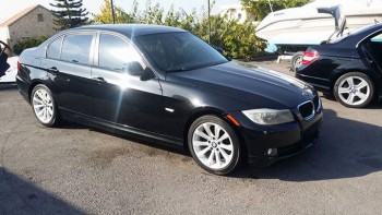 Bmw 328i black inside black