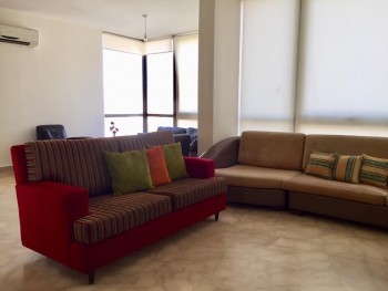 Apartment 200sqm for rent in Achrafieh Shahrouri new building