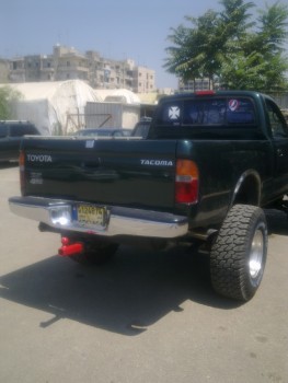 tacoma BIG FOOT   4 CYL. 4X4