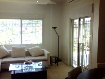 4bdrm apt with garden
