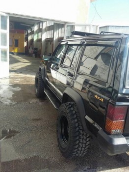 Jeep cherokee